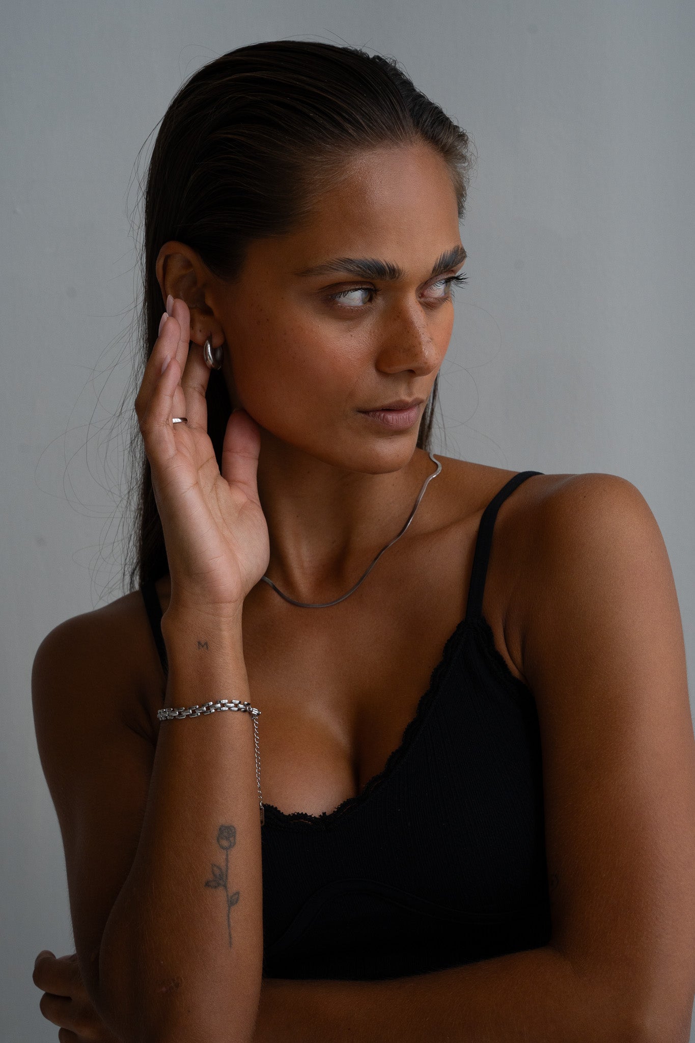 DOME HUGGIES - Kumaya Jewelry