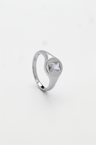DAINTY SIGNET RING - Kumaya Jewelry