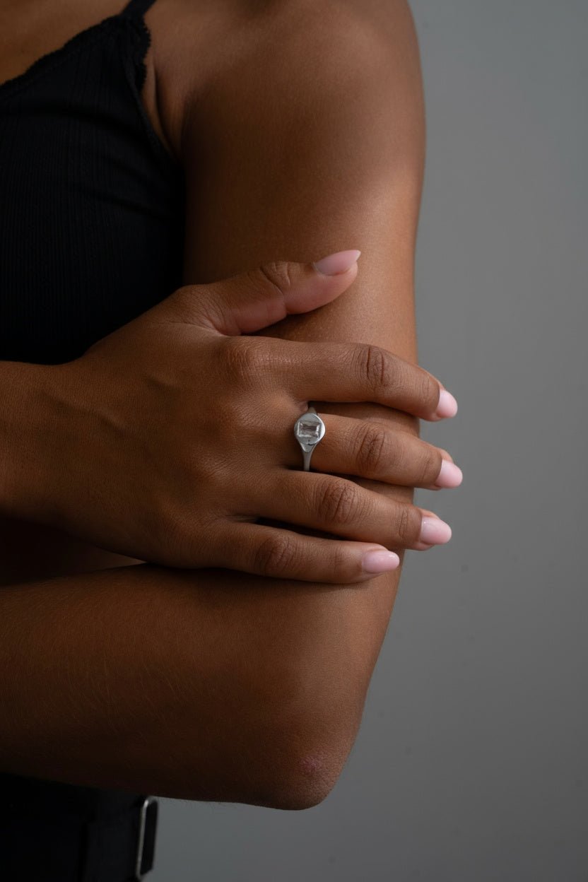 DAINTY SIGNET RING - Kumaya Jewelry