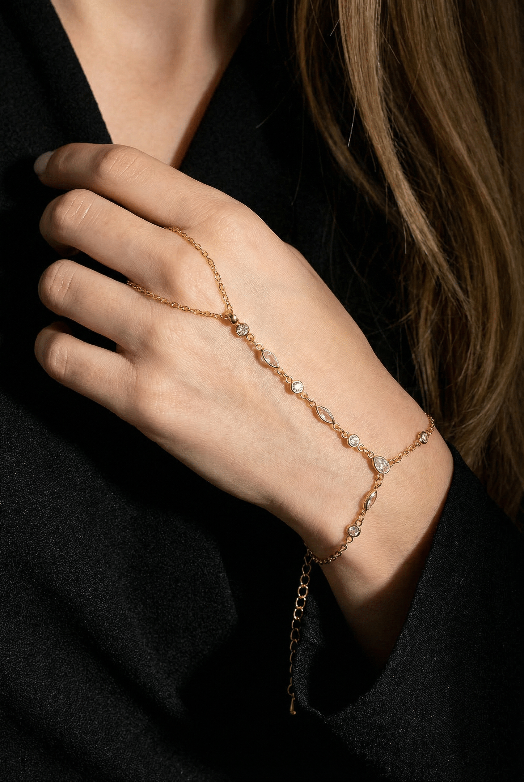 LUNA HAND CHAIN GOLD - Kumaya Jewelry